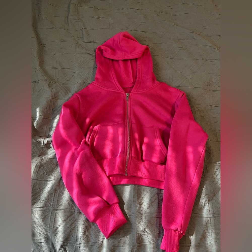 SHEIN Vibrant Pink cropped Fleece jacket